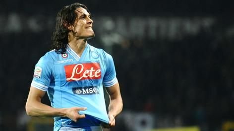 Declaratia sfasietoare a mamei lui Cavani dupa ce acesta i-a spus ca vrea sa plece de la Napoli! MESAJUL femeii care l-a crescut: