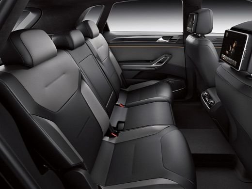 FOTO Nemtii lanseaza principalul rival pentru Range Rover Evoque! CrossBlue de la Volkswagen e mai mult decat un concept! Imagini si detalii:_9