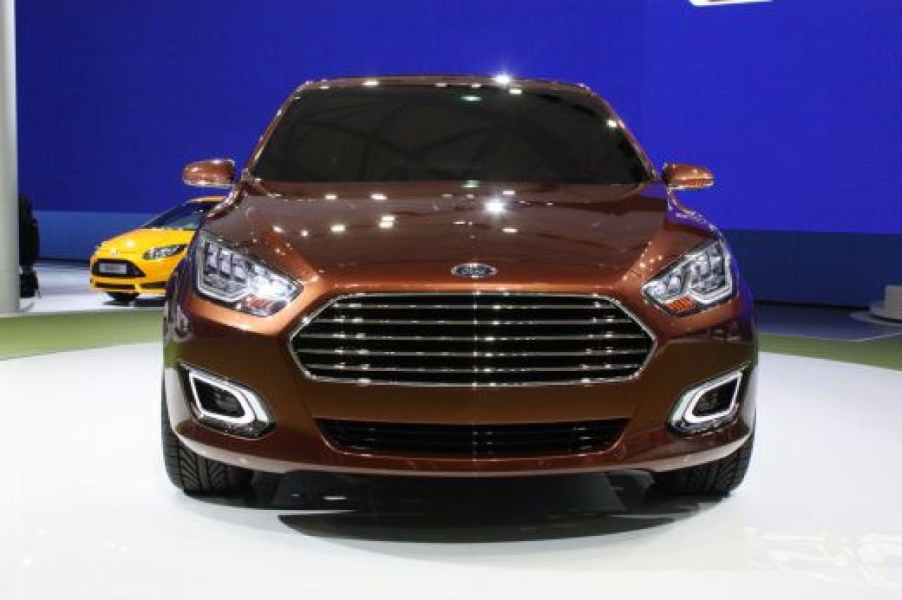 Surpriza la Shanghai! Ford resusciteaza un model istoric dupa 10 ani! Escort revine in forta! FOTO:_4