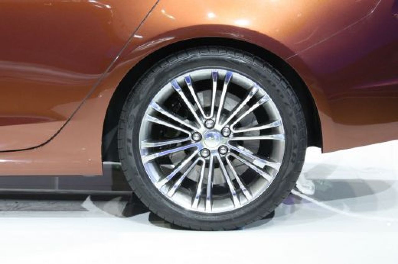 Surpriza la Shanghai! Ford resusciteaza un model istoric dupa 10 ani! Escort revine in forta! FOTO:_11