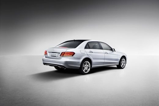 FOTO Limuzina UNICA lansata de Mercedes in China! Nemtii n-au introdus asa ceva in Europa! Premiera absoluta!_5