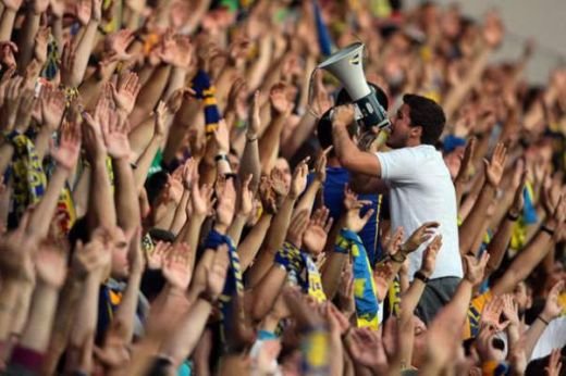 GAZ PE FOC! Primele puncte pierdute de Steaua pe teren propriu: Steaua 2-2 Petrolul! Doua 11m, autogol Chiriches, 40.000 de fani!_4