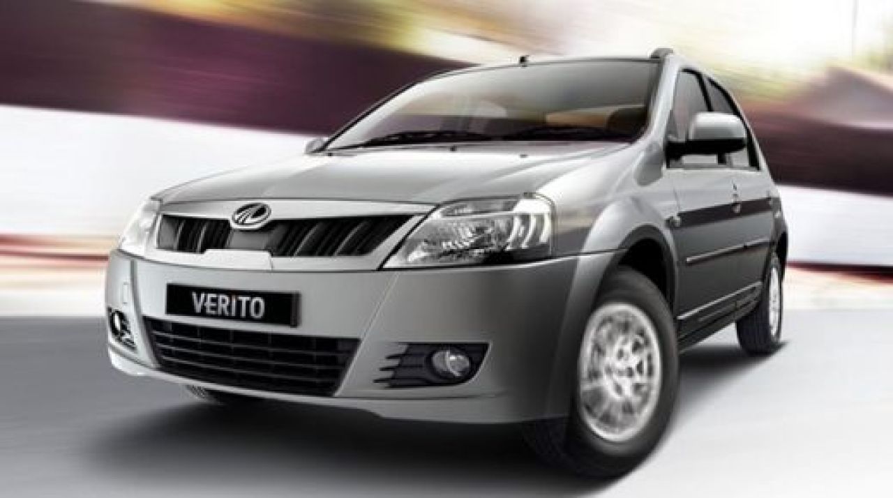 FOTO Prima imagine cu rivala Daciei de la Volkswagen! Nemtii se intorc in timp cu design din anii '90! Comparatia cu Logan:_2