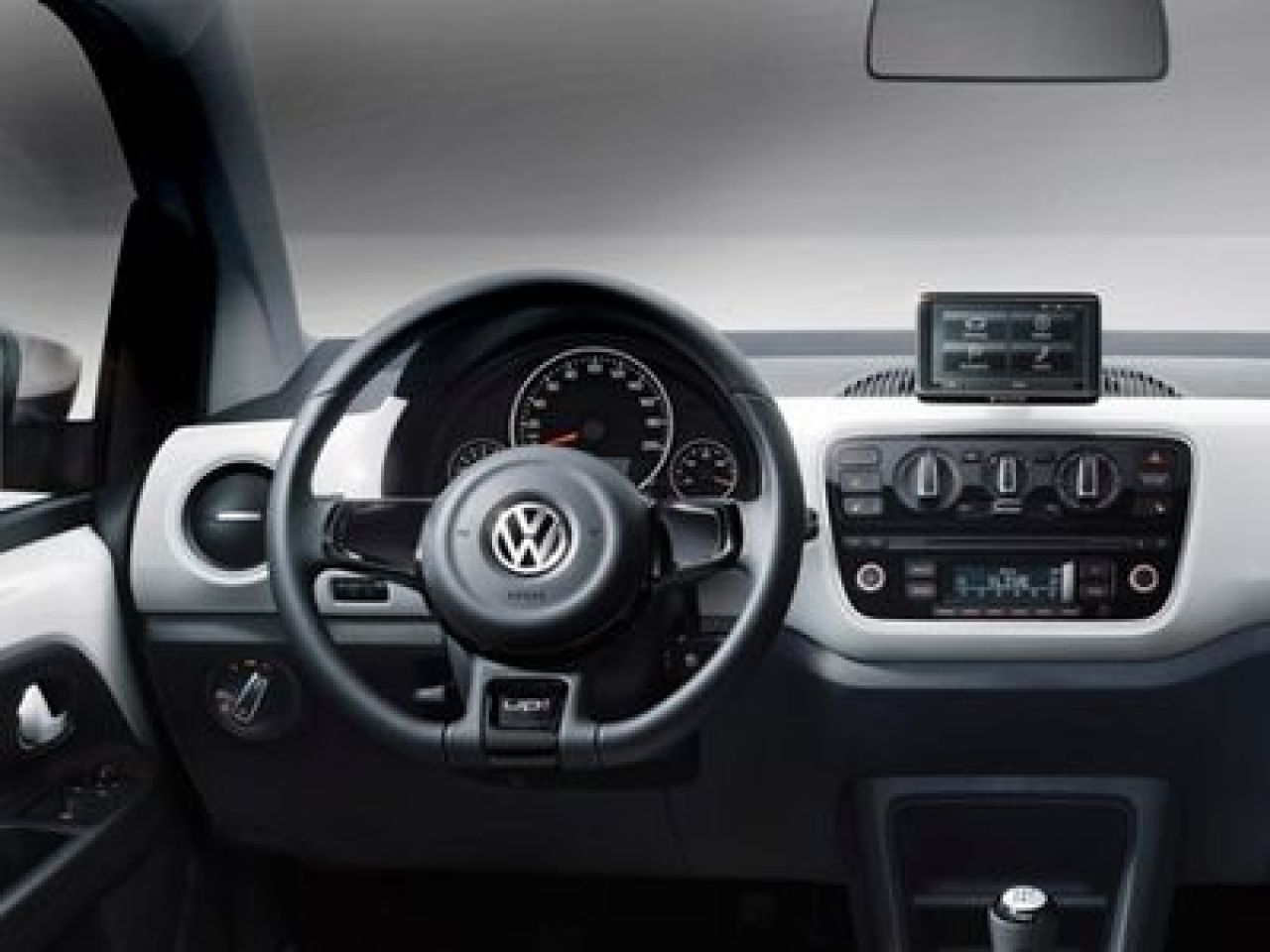 FOTO Prima imagine cu rivala Daciei de la Volkswagen! Nemtii se intorc in timp cu design din anii '90! Comparatia cu Logan:_5