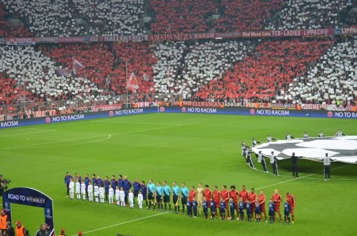 Super COREGRAFIE a fanilor lui Bayern! Au transformat stadionul pentru meciul cu Barcelona! FOTO_2