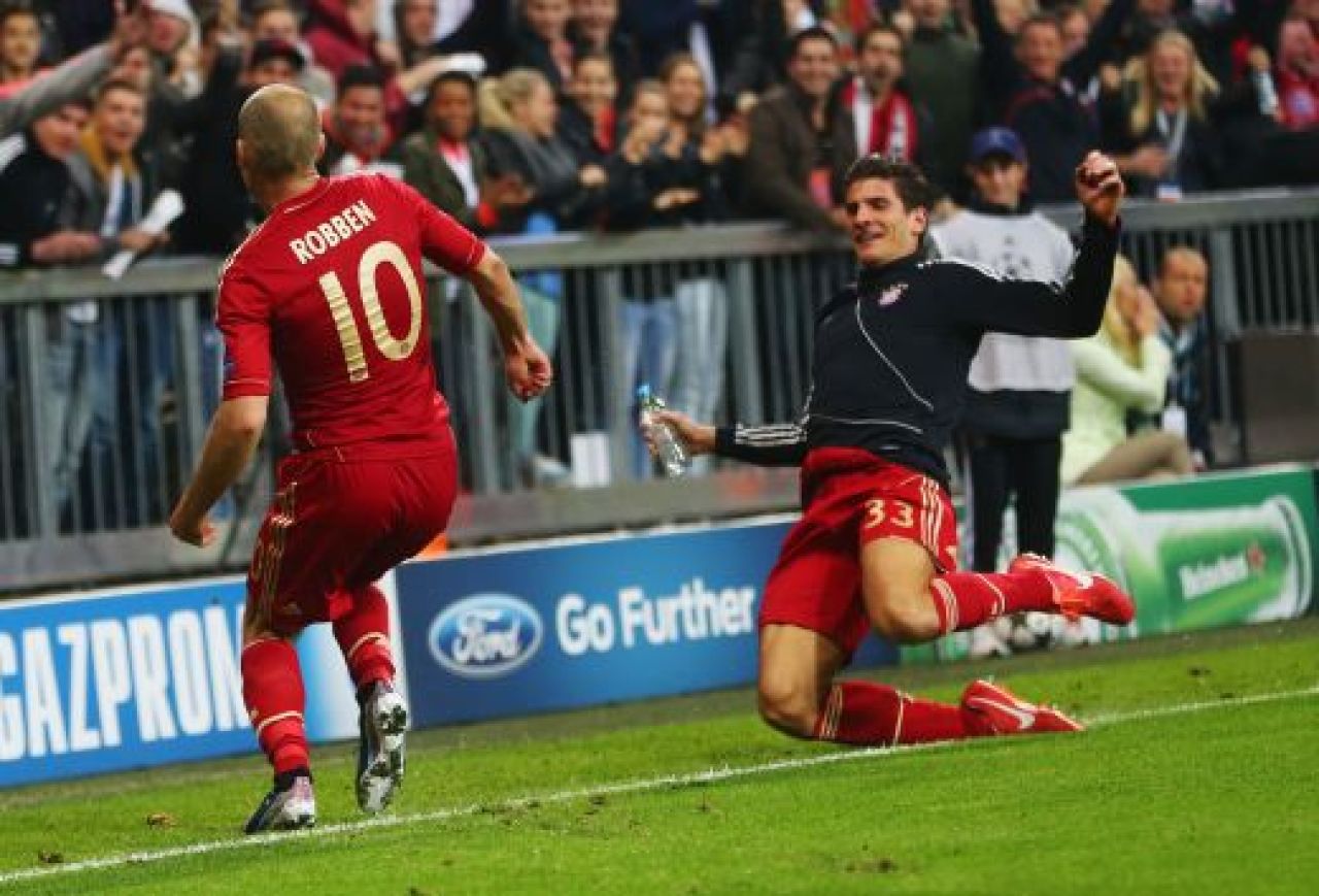 Galeria Zilei: Nava spatiala a fost STRIVITA de Panzer! Visul finalei cu Real a fost spulberat! Vezi cele mai tari imagini de la Bayern 4-0 Barca_6