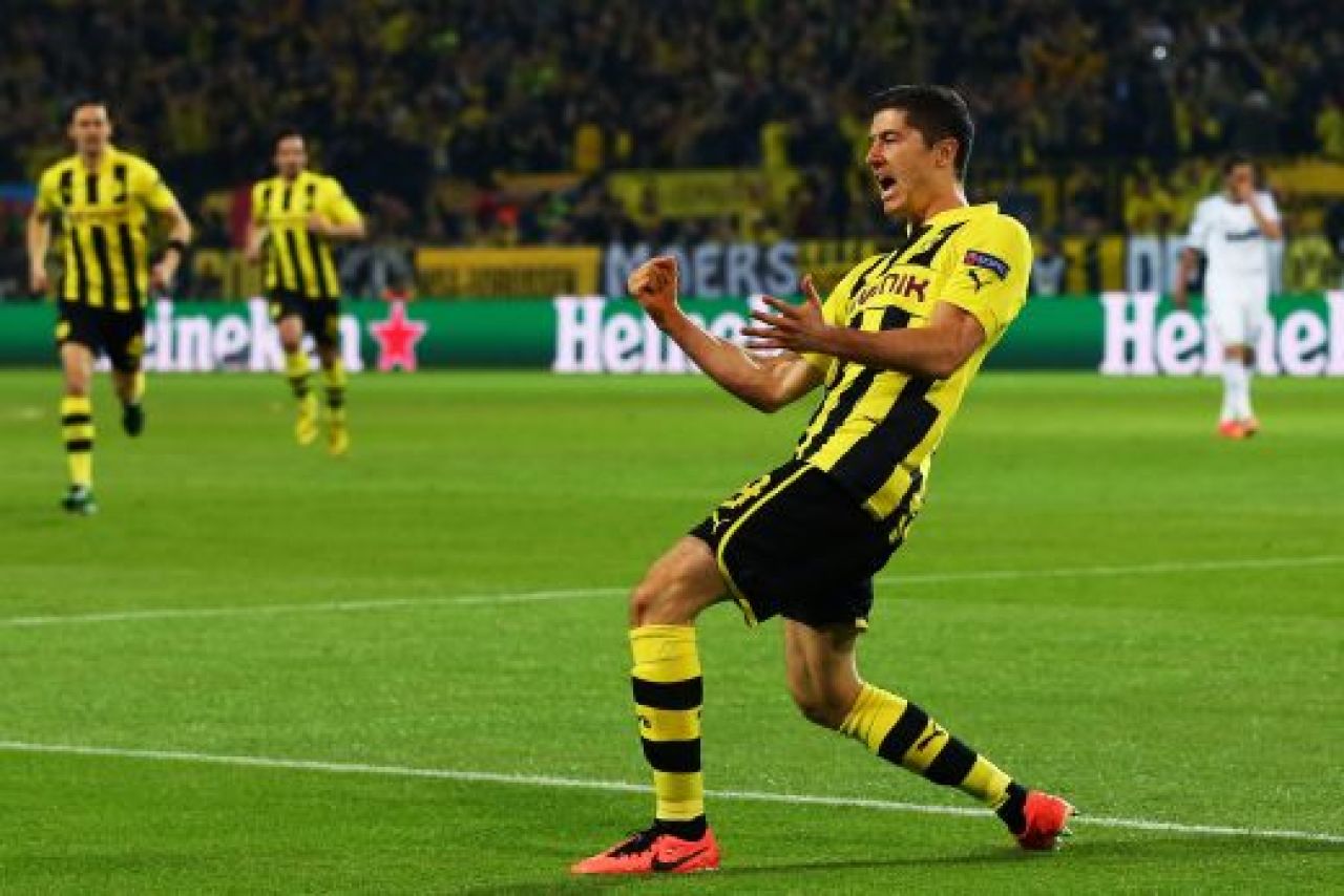 Umilinta REALA pentru Ronaldo si Mourinho! Lewandowski a dat 4 goluri si Dortmund este cu un pas in finala! Borussia 4-1 Real Madrid! Vezi toate fazele meciului - VIDEO_7