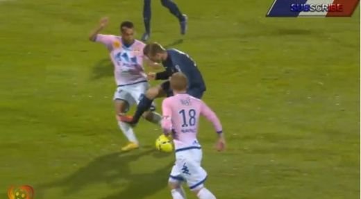 VIDEO Beckham a provocat scandal MONSTRU in Franta! Bataie generala dupa o intrare URATA! Patru eliminari!