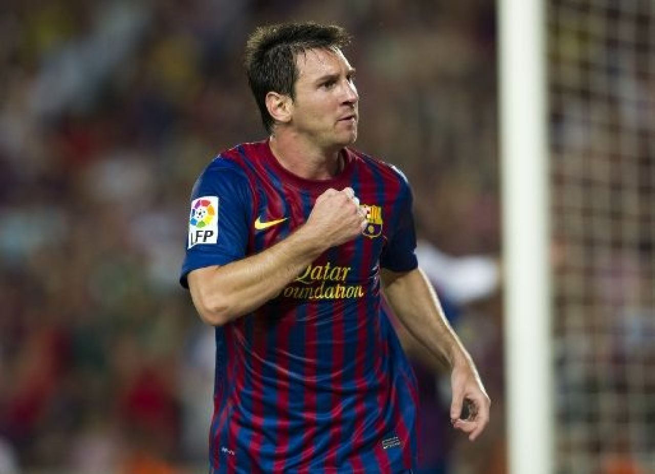 'Ce facea cu mana aia!?' ZECI de mii de fani au stat cu ochii pe Messi! Cum a fost surprins in timpul meciului cu Bayern_1