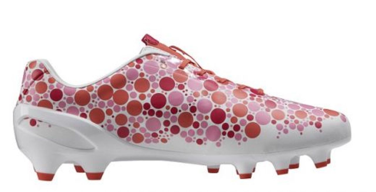 Model UNIC de ghete, care va 'debuta' in weekend in Premier League! Ce super atacant a trecut la ROZ! FOTO_2