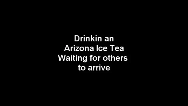 VIDEO INCREDIBIL! L-au arestat pentru ca bea CEAI la volan! Gafa incredibila a unui politist!