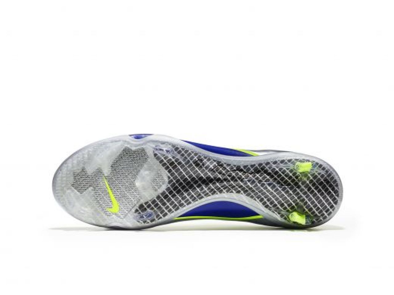 Gest UNIC al firmei Nike! Americanii au relansat un model de gheata din 1998 in cinstea