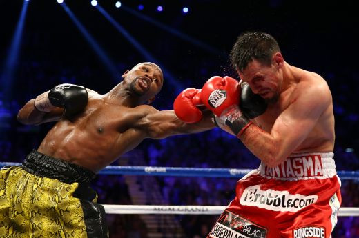 DEVASTATORUL Mayweather e de neoprit! A 44-a victorie din cariera dupa un an de pauza! Cum l-a enervat pe Guerrero: Asta alearga prin ring ca o gaina! VIDEO