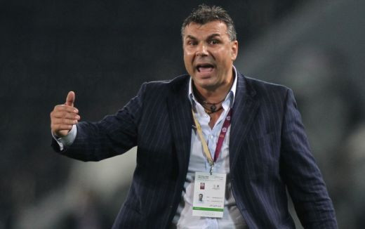 VIDEO: Arabii i-au DISTRUS Pastele lui Olaroiu! Al-Ain a fost SACRIFICATA de arbitru in semifinalele Cupei: 2 eliminati, un gol anulat si o bataie generala