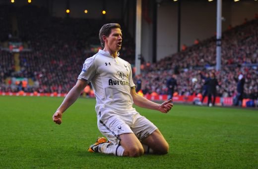 TOP 10 cele mai tari transferuri din Premier League! Van Persie a ratat primul loc, campionul e un atacant PERFECT! Da gol la fiecare 2 suturi! Care e cel mai EFICIENT jucator din Anglia