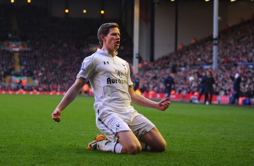 TOP 10 cele mai tari transferuri din Premier League! Van Persie a ratat primul loc, campionul e un atacant PERFECT! Da gol la fiecare 2 suturi! Care e cel mai EFICIENT jucator din Anglia_1