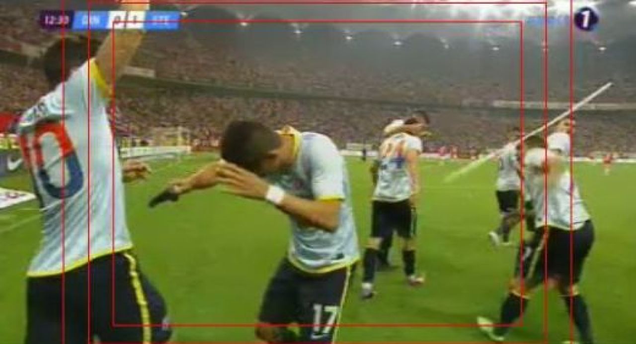 Incidentele din Giulesti s-au repetat pe National Arena: Chipciu a fost lovit in cap cu un bat de steag! Bourceanu a cerut ca meciul sa fie oprit!_1
