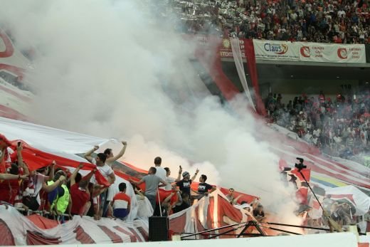 Spectacol VIOLENT! Boubacar i-a ingropat pe 