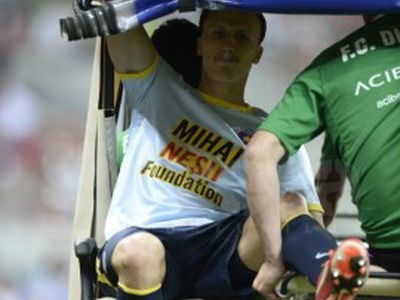 Reactia lui Stratila dupa ce i-a rupt piciorul lui Chiriches: L-am sunat&nbsp; sa imi cer scuze dar nu imi raspunde! Cum a reactionat la jignirile lui Meme: