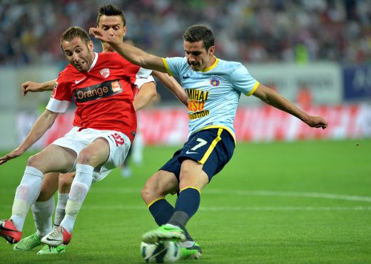 RAZBUNAREA fanilor stelisti! Paginile de Wikipedia ale lui Stratila au fost vandalizate de fanii din Ghencea! Cum l-au numit: