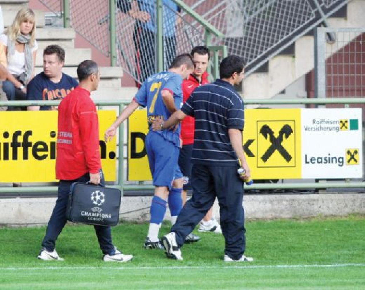 POKER FACE! Nu mai rade nimeni la Steaua: Chiriches isi poate rata cariera! LISTA NEAGRA: Vezi jucatorii accidentati grav in ultimii 5 ani!_5