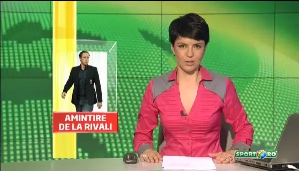 Ultima data cand s-a intamplat asta, a iesit scandal mare! Reghecampf a plecat de la derby cu tricoul unui dinamovist! VIDEO