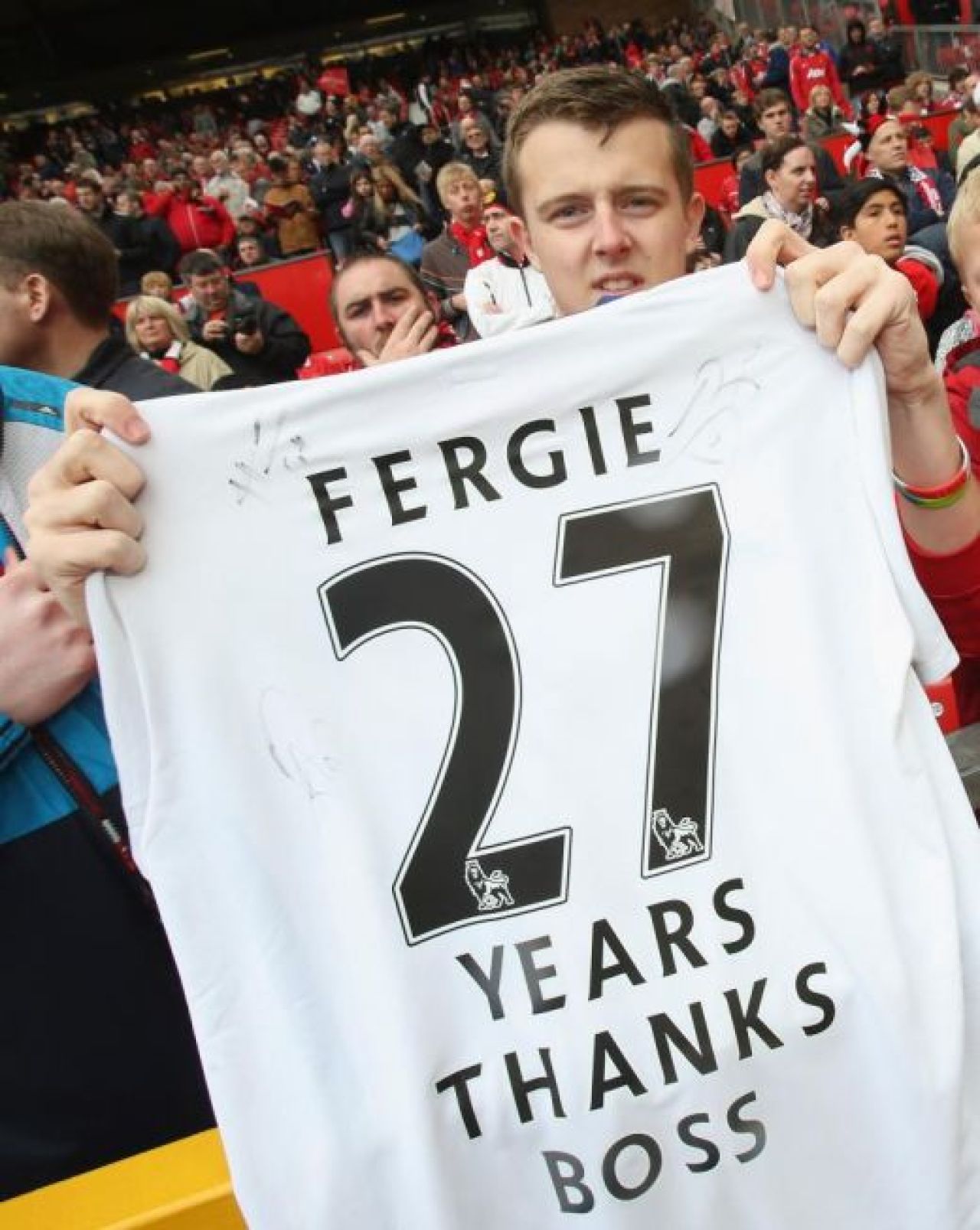 Cum devii LEGENDA in doar 3 pasi. A facut scoala de antrenori de 2 ori si a bagat spaima in jucatori! Sir Alex Ferguson, omul care a reinventat fotbalul face azi 72 de ani_3
