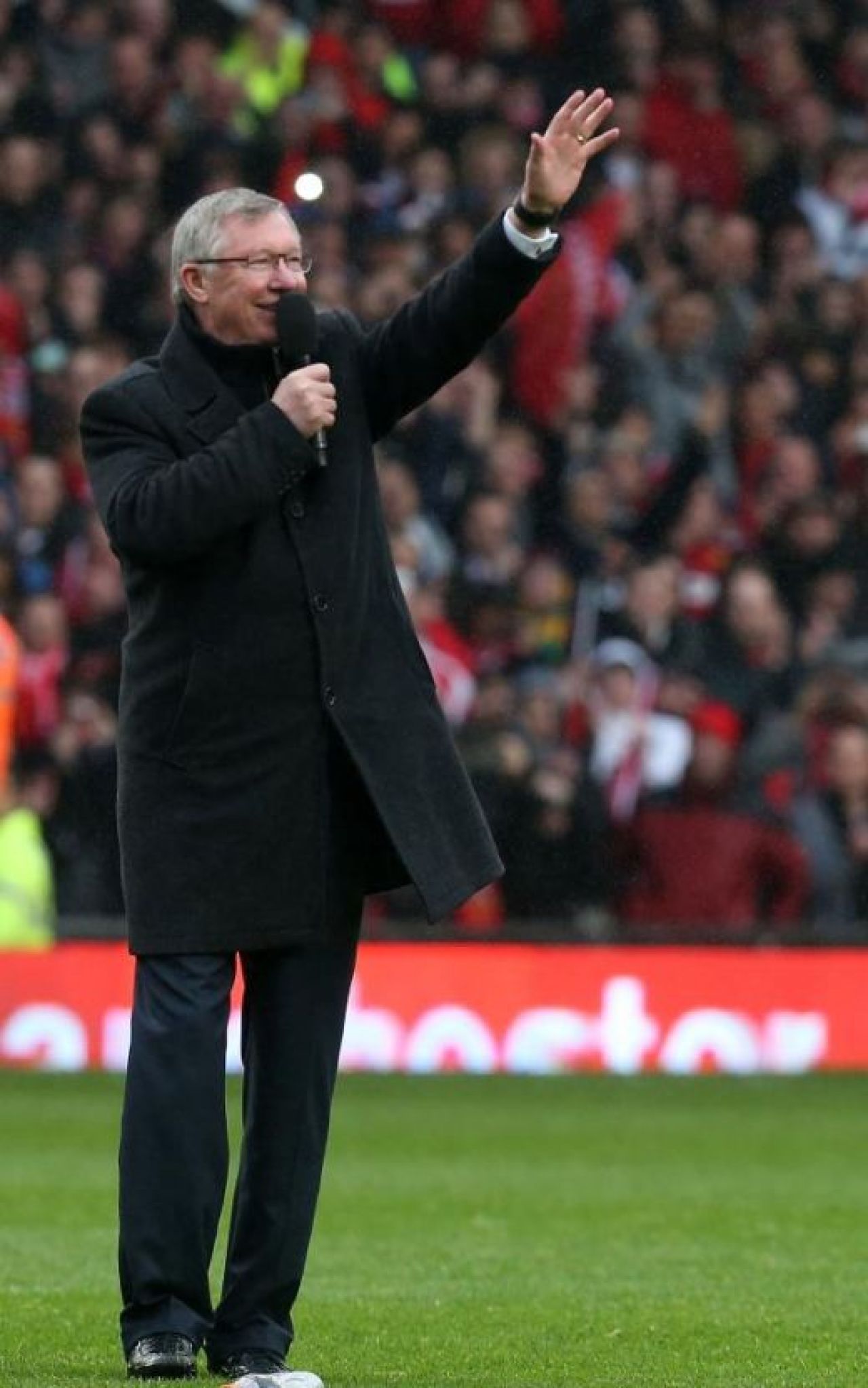 Cum devii LEGENDA in doar 3 pasi. A facut scoala de antrenori de 2 ori si a bagat spaima in jucatori! Sir Alex Ferguson, omul care a reinventat fotbalul face azi 72 de ani_5