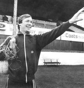 Cum devii LEGENDA in doar 3 pasi. A facut scoala de antrenori de 2 ori si a bagat spaima in jucatori! Sir Alex Ferguson, omul care a reinventat fotbalul face azi 72 de ani_15