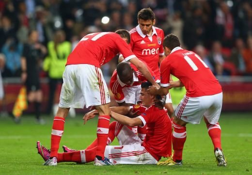 LIVE BLOG Vulturii si vanatorii | Portughezii sunt LA PAMANT: 