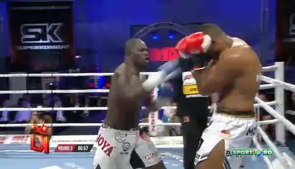 Benny l-a batut la puncte pe Rozenstruik!