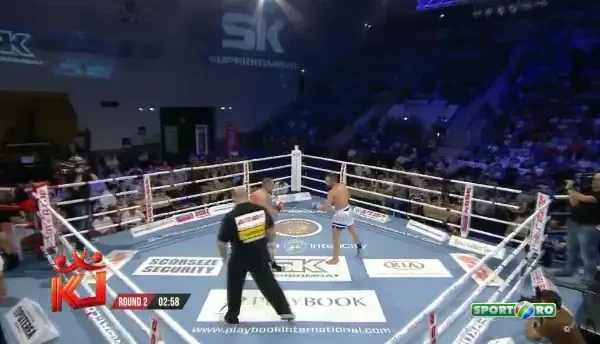 Atodiresei a fost CALCAT in picioare cand credea ca si-a terminat adversarul! Drama unui roman la Local Komat