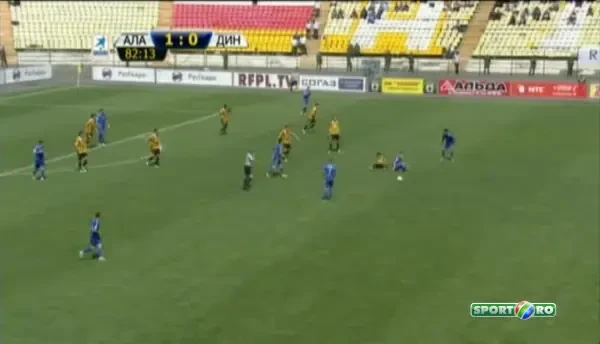 CUTREMUR in RUSIA! Dan Petrescu n-a trait IN VIATA lui asa ceva! Bataie pe teren, Dinamo a fost umilita! Palme, pumni si 4 eliminari! VIDEO