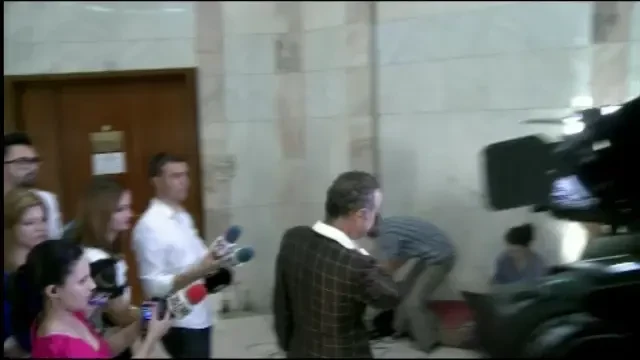 Primire INCENDIARA a lui Gigi Becali la Penitenciarul Rahova! REACTIA detinutilor este fabuloasa! Vezi ce au inceput sa strige:
