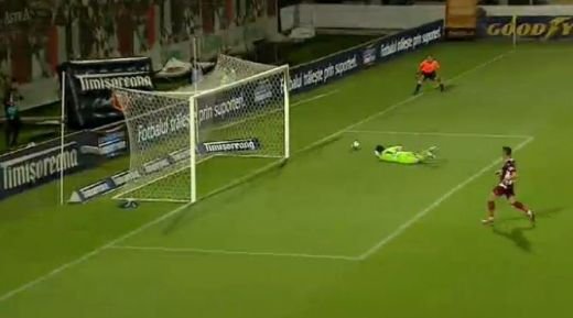 VIDEO CFR e in finala Cupei! Astra 0-2 CFR Cluj! Felgueiras a fost inger pazitor pentru clujeni! Astra a ratat din toate pozitiile!_4