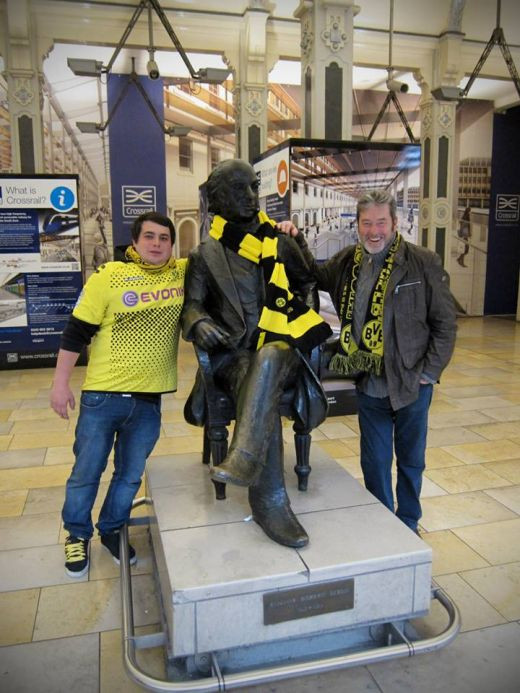 LIVE BLOG GerMoney Show | Imaginea SUCCESULUI pe un ecran gigant in New York! 40.000 de fani sarbatoresc victoria pe Yankees Stadium!_16