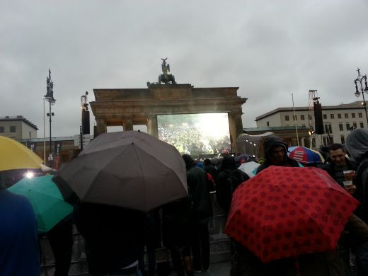 LIVE BLOG GerMoney Show | Imaginea SUCCESULUI pe un ecran gigant in New York! 40.000 de fani sarbatoresc victoria pe Yankees Stadium!_36