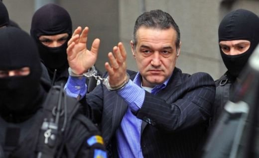 Scenariu SUMBRU pentru Steaua! Un apropiat al lui Becali face un anunt halucinant: Gigi va fi condamnat si in Dosarul Valiza, iar Steaua MOARE!