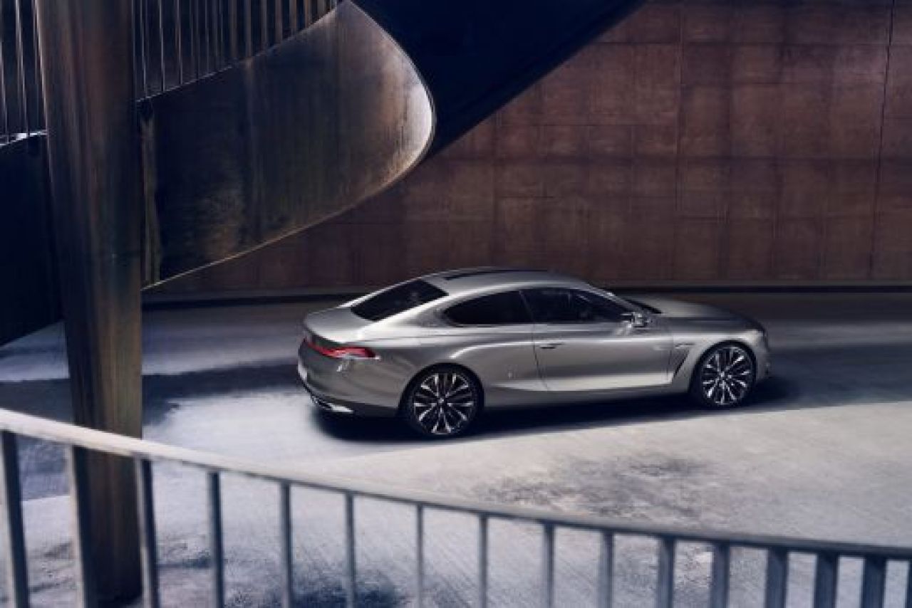 FOTO BMW-ul asta iti va suci mintile! Limuzina extrem de SEXY lansata in urma cu putin timp! Super imagini:_3