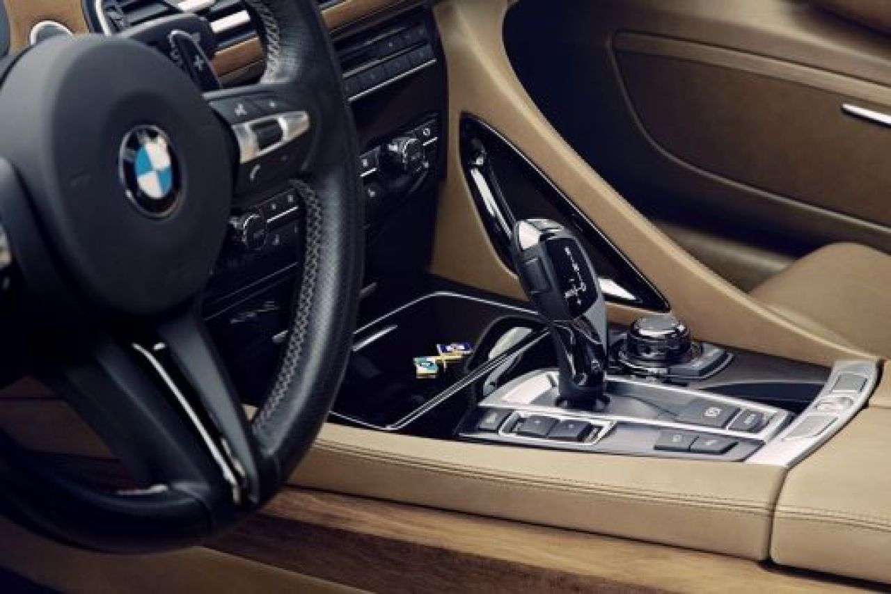 FOTO BMW-ul asta iti va suci mintile! Limuzina extrem de SEXY lansata in urma cu putin timp! Super imagini:_27