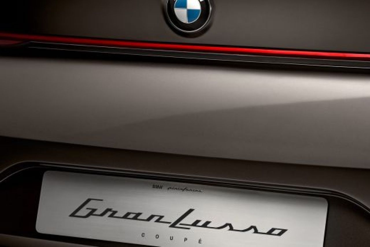 FOTO BMW-ul asta iti va suci mintile! Limuzina extrem de SEXY lansata in urma cu putin timp! Super imagini:_33
