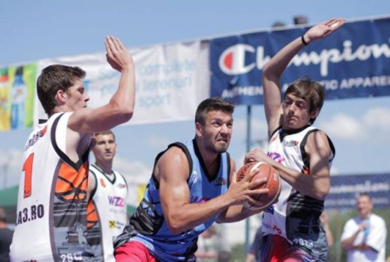 Il stii de la Romanii au talent iar in weekend A RUPT NORMA pe terenurile de la Politehnica! Rezultatele Wizzair Sport Arena Streetball:_7