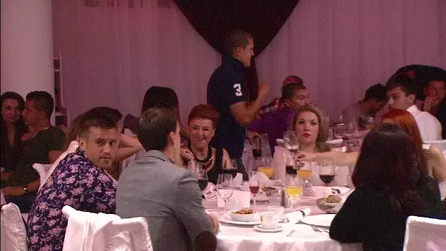 Imagini incendiare de la petrecerea stelistilor! Campionii au petrecut 24 de ore! MM Stoica a plecat de la restaurant abia la pranz! VIDEO