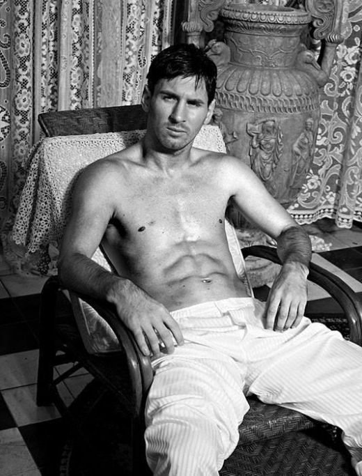 FOTO FABULOS: Messi, pictorial in 'stilul Ronaldo' pentru o firma celebra de imbracaminte! Argentinianul si-a aratat six pack-ul PERFECT:_3