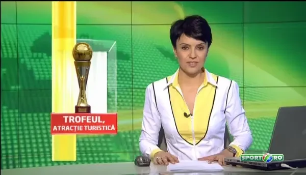 Trofeul castigat de Steaua este ZGARIAT! Vezi cum arata cupa dupa sarbatoare! Fanii s-au inghesuit sa isi faca poze cu el! VIDEO