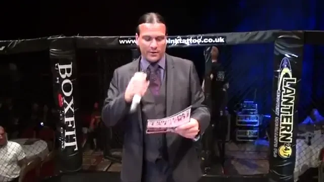 Un roman si-a MACELARIT adversarul in cusca! Vezi ce KO bestial a dat Bogdan PSYCHO Cristea in prima repriza! VIDEO