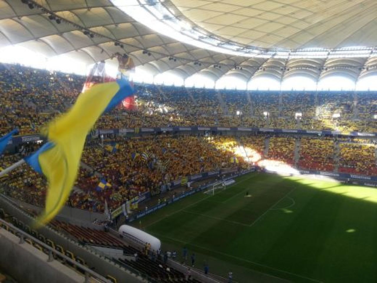 LIVE BLOG Cupa sus, Romania! Fanii Petrolului sarbatoresc toata noaptea: