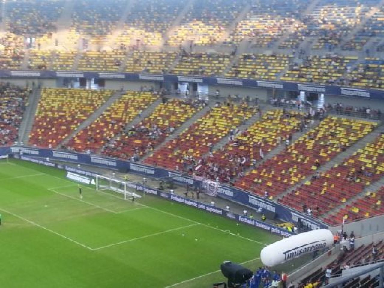 LIVE BLOG Cupa sus, Romania! Fanii Petrolului sarbatoresc toata noaptea: