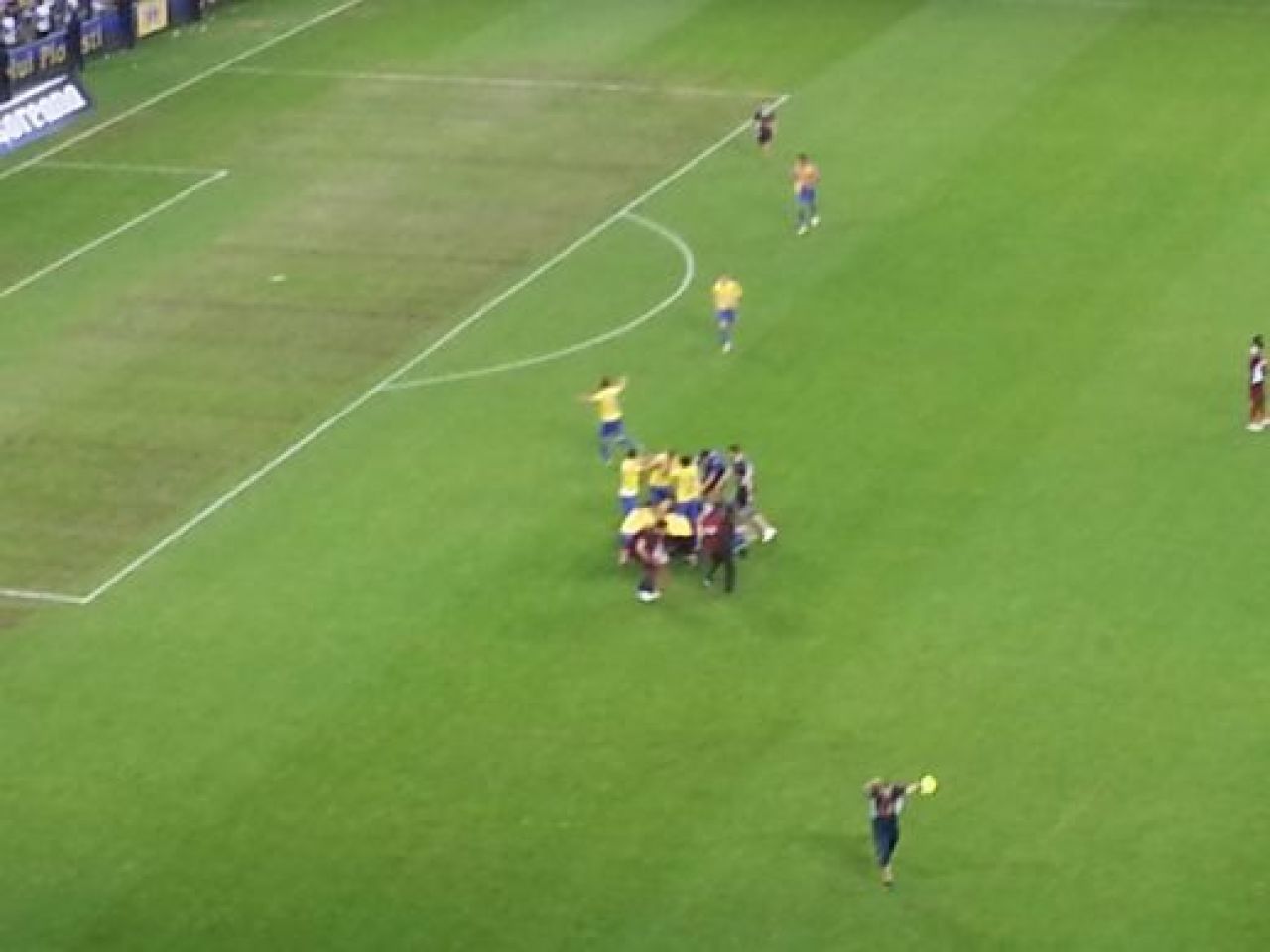 LIVE BLOG Cupa sus, Romania! Fanii Petrolului sarbatoresc toata noaptea: