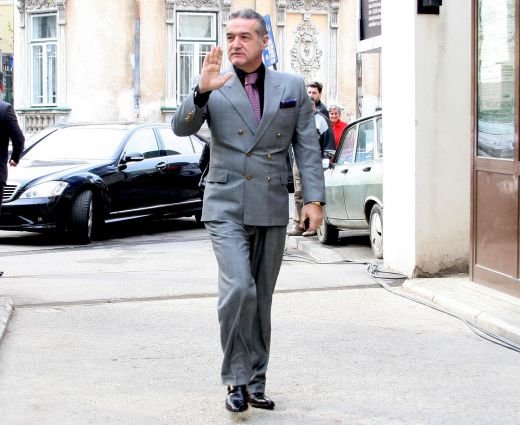 Ziua valiZa in fotbalul romanesc! Judecatorii au decis: Becali, CONDAMNAT la 3 ani de inchisoare cu executare! Piturca, un an cu suspendare!_3